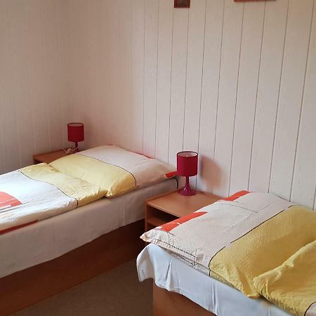 Hotel Monte Lope Bystrice pod Lopenikem Exterior foto